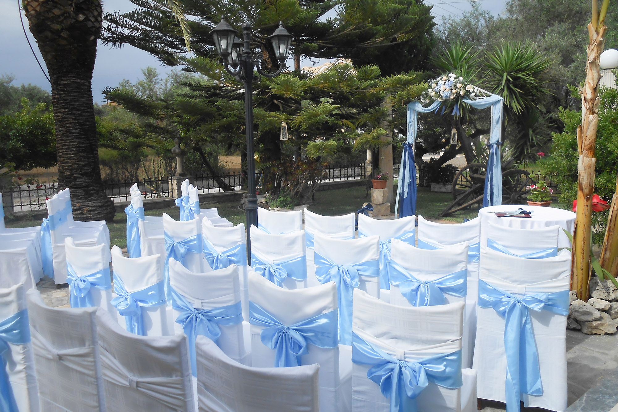 Book your wedding day in Akropolis Restaurant Laganas